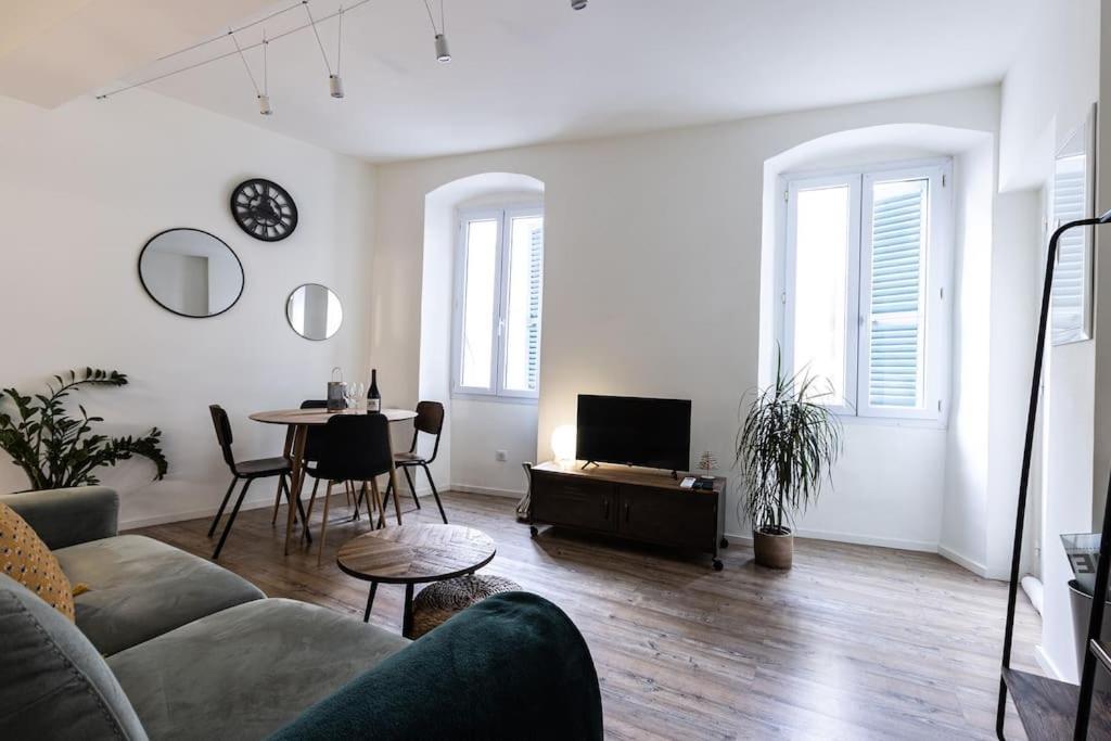 Cocooning Au Coeur De La Cite Imperiale Apartment Ajaccio  Ngoại thất bức ảnh